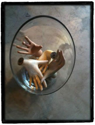 mannequin hands